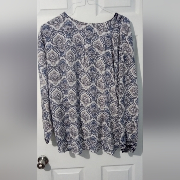Cato Navy and White Patterned Blouse - Picture 5 of 5